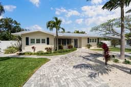 Island Charm - Image 3