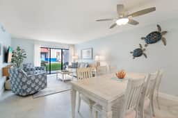 The Holiday House at Runaway Bay 159 - Image 4
