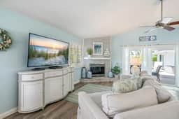 Surrounded by Sea Breezes - Image 5