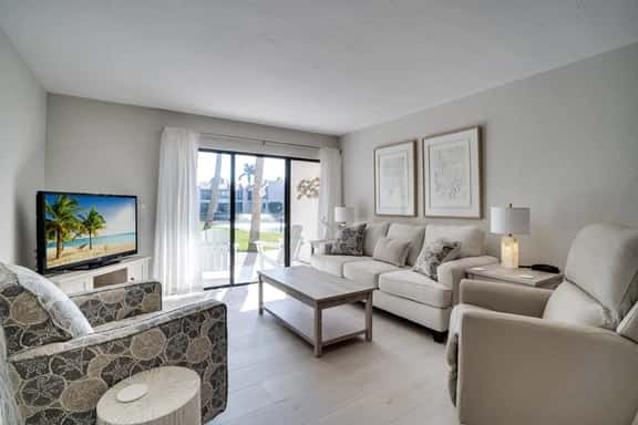 Days Like This at Runaway Bay 116 - Image 1