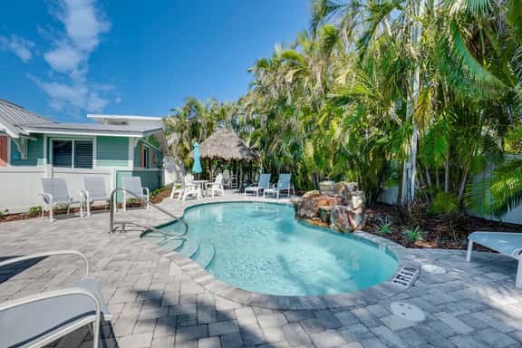 Sea Glass Villa - Image 1