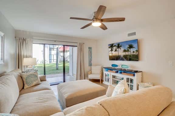 Bougie Bay at Runaway Bay 185 - Image 1