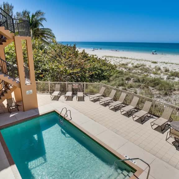 Bradenton Beach Club 242 - Image 1