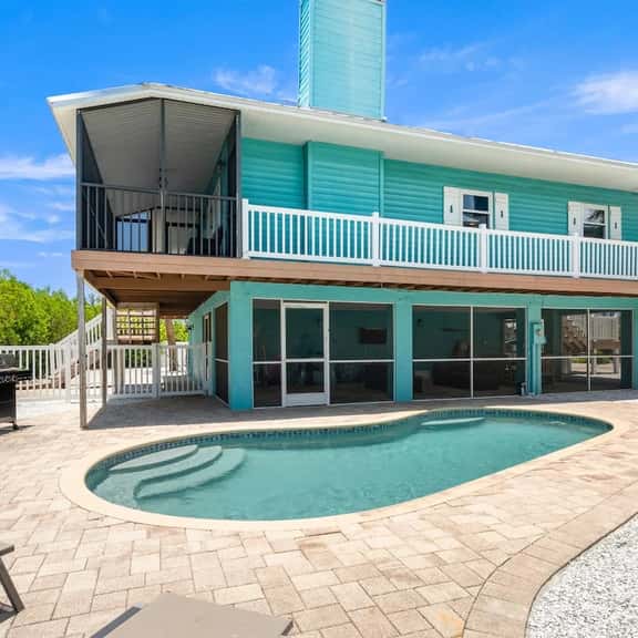 Bay Breeze Bungalow - Image 1