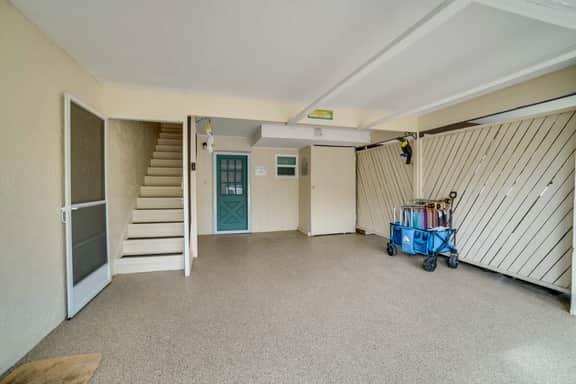 Island Retreat - Image 4