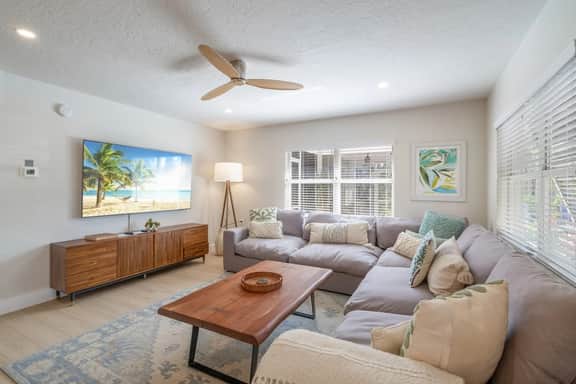 Yacht Rock Ranch - Image 3